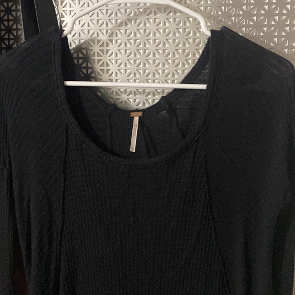 Free People - Picture 3 of 4